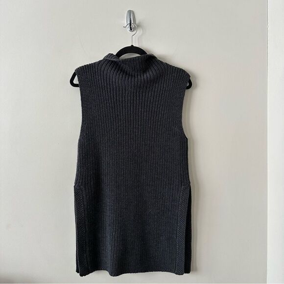 Aritzia-Drundal Dark Grey Sleeveless Knit Sweater - Picture 3 of 9